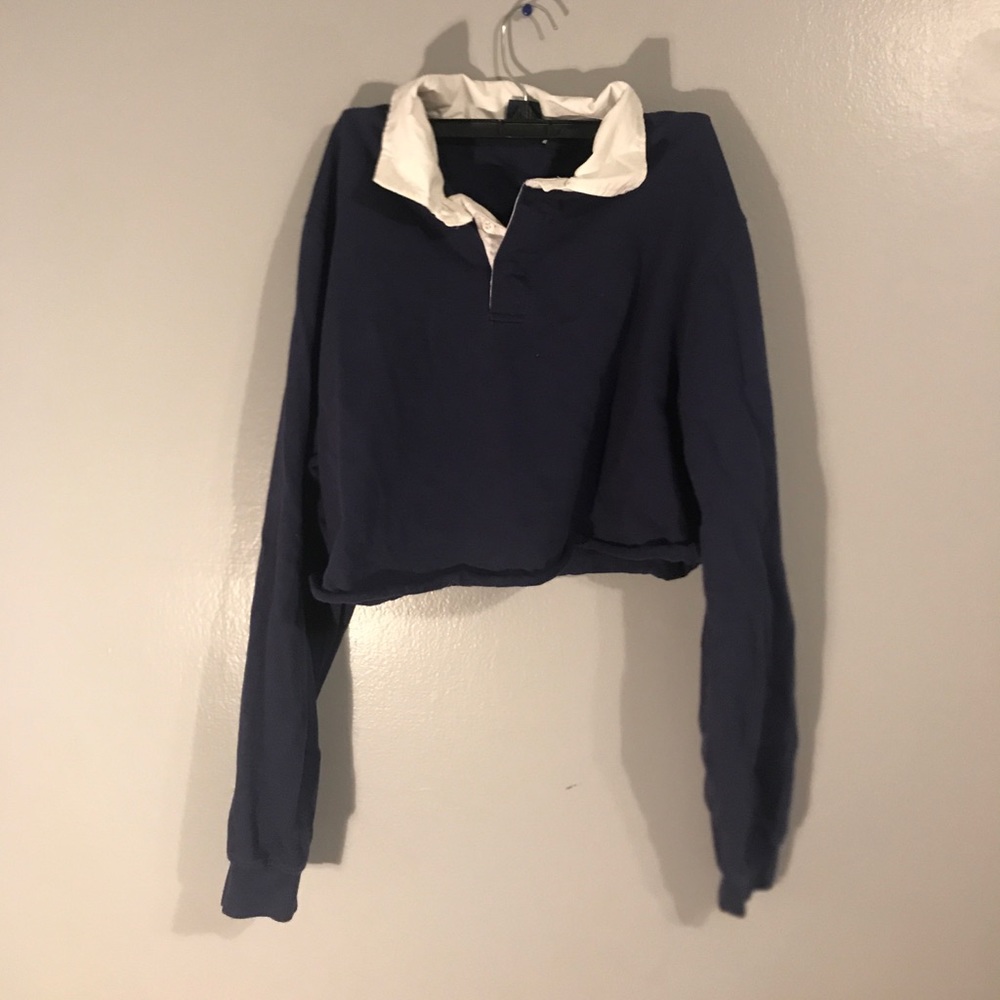 collared shirt
